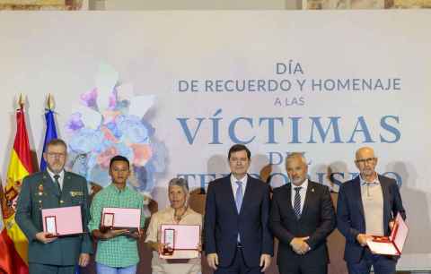 Mañueco reafirma compromiso "firme" de la Junta con las víctimas del terrorismo 