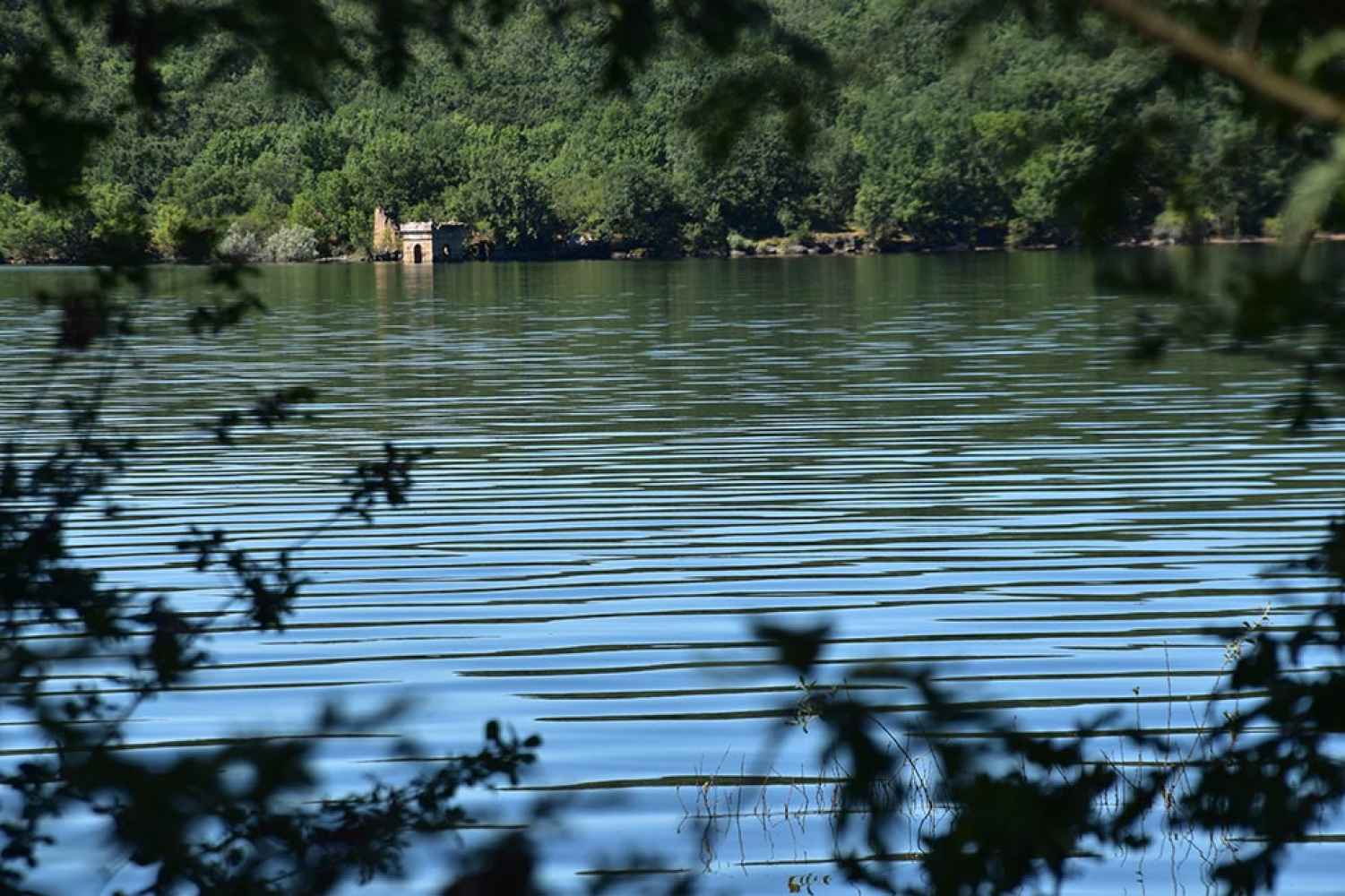 Cuerda del Pozo: un pantano con 65 kilómetros de costas