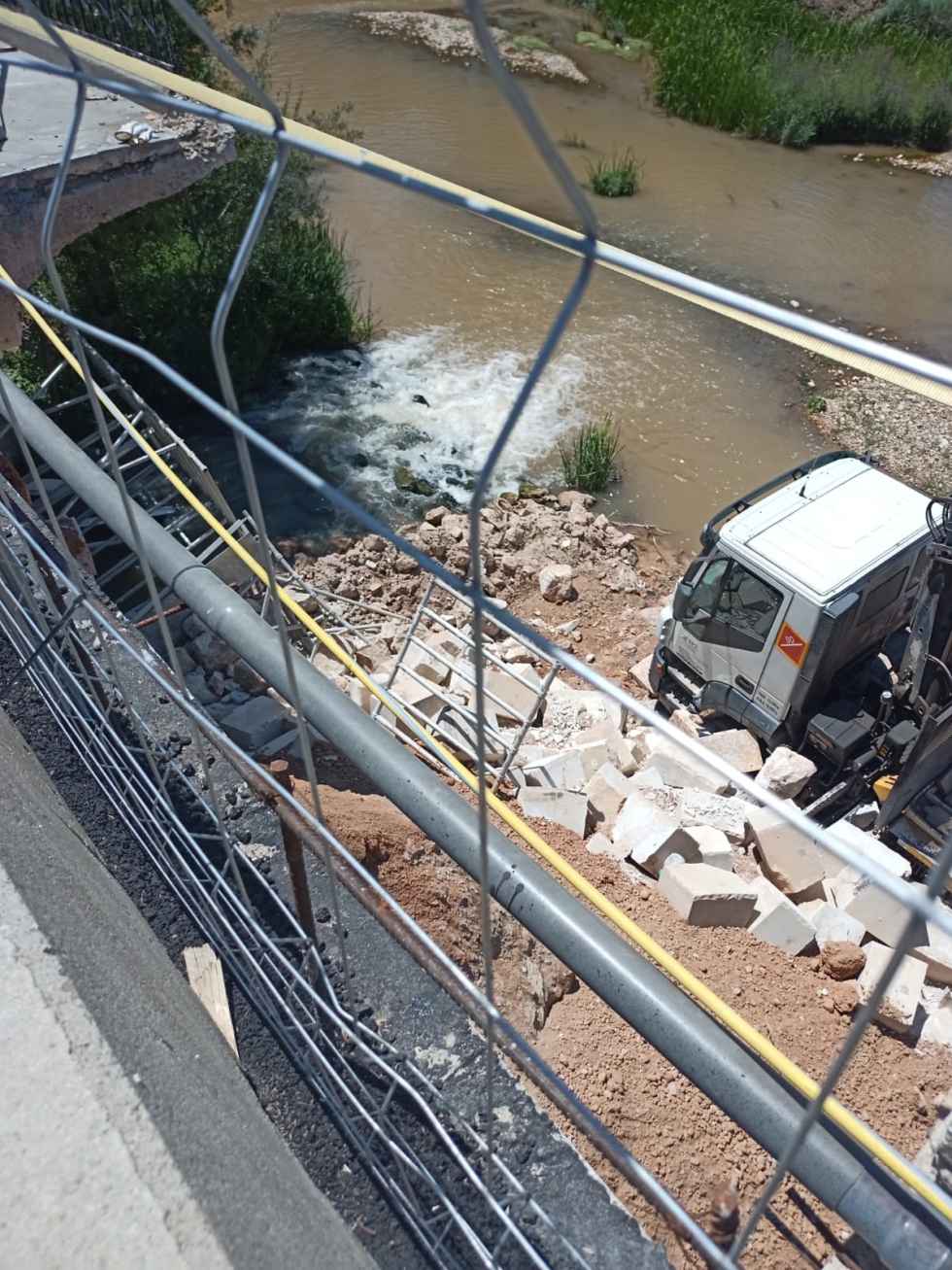 San Esteban de Gormaz insta a rectificar a Gobierno tras nuevo hundimiento del puente medieval San Esteban de Gormaz insta a rectificar a Gobierno tras nuevo hundimiento del puente medieval