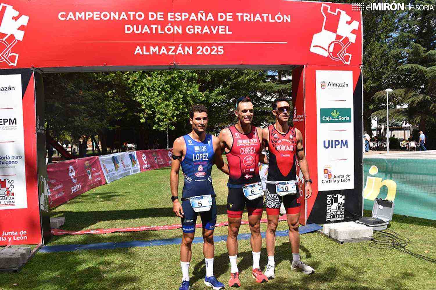 Victorias de prestigio para los Nacionales de Duatlón y Triatlón Gravel de Almazán