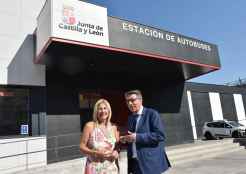 La Junta refuerza, con nuevo autobús, conexión de Arcos de Jalón con Soria