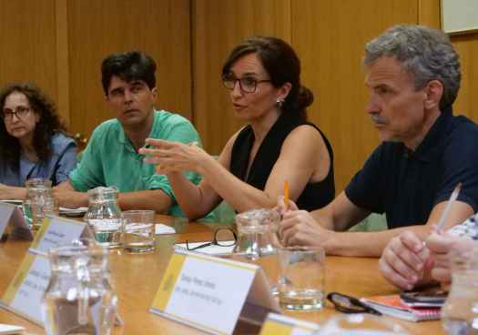 La plataforma por la sanidad pública expone a ministra movilizaciones en Castilla y León La plataforma por la sanidad pública expone a ministra movilizaciones en Castilla y León
