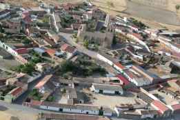 Fallece atropellado por su propia cosechadora en pueblo de Ávila