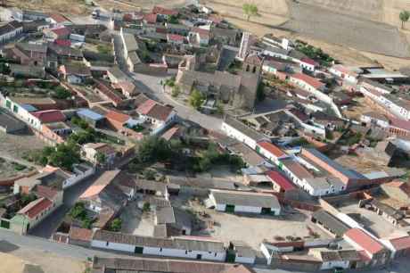 Fallece atropellado por su propia cosechadora en pueblo de Ávila