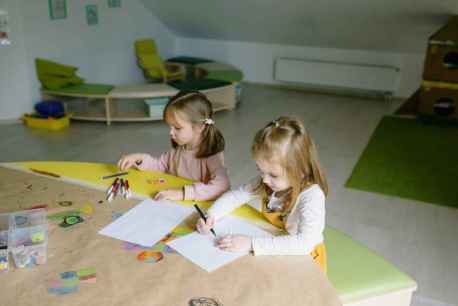 Las familias con hijos de entre 4 y 12 años ya pueden solicitar el Bono Infantil de 200 euros 