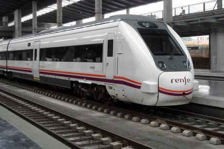 Fallecen dos personas arolladas por tren cerca de apeadero de Moriscos