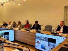 La Junta reitera a Mitma que debata Mapa Estatal de transporte de viajeros por carretera