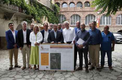 La Junta construirá esperada variante de carretera en Yanguas