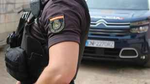 Detenido en Soria con arma blanca de grandes dimensiones, tras intentar robar en centro comercial