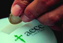 La AECC pide colaboración a sociedad para mejorar supervivencia en lucha contra cáncer