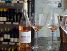 Buena valoración de vinos de Bodegas Antídoto en guía internacional