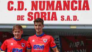 El Numancia presenta a dos nuevos delanteros 