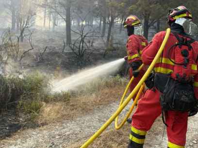 Cuatro personas en estado crítico tras sufrir quemaduras en incendios en Zamora y León Cuatro personas en estado crítico tras sufrir quemaduras en incendios en Zamora y León