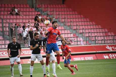 El Numancia 2025-26 se presenta ante su afición en Los Pajaritos