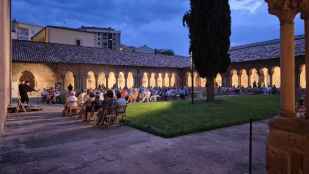 Un centenar de personas disfrutan del primer concierto del ciclo Música en la Concatedral