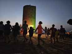 Quintanilla de Tres Barrios celebra su Atalaya nocturna