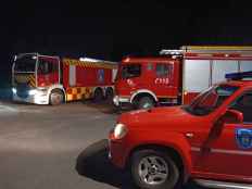 Bomberos profesionales de Diputación refuerzan protección de población en El Bierzo