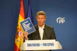 Feijóo presenta plan, con 50 medidas, para luchar contra los incendios
