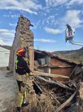 Una vivienda deshabitada y en ruinas, sufre derrumbe en Ciria