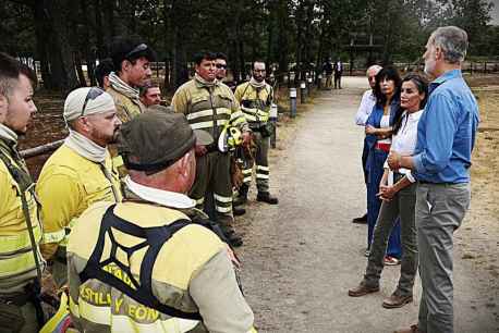 Los Reyes conocen los daños de incendios en Castilla y León