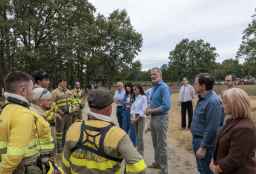 Los Reyes de España visitan las zonas afectadas por incendios en Castilla y León