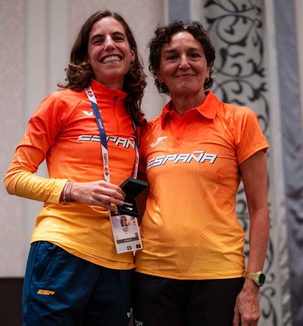 Marta Pérez, insignia de plata por sus 25 internacionalidades