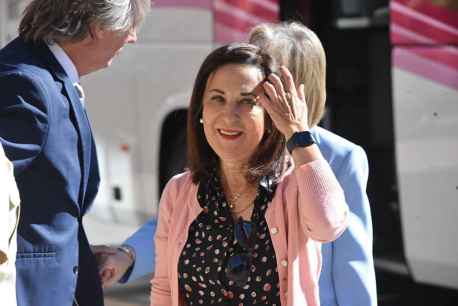 La ministra de Defensa presenta en Soria el proyecto de 