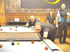 Iñaki Pardo compite con élite del pool en el Peri Spanish Tour de Valencia