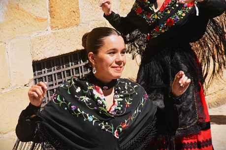 Duruelo de la Sierra baila 