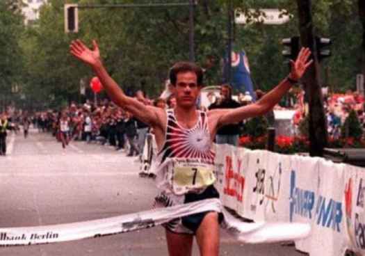Abel Antón, homenajeado por la Maratón de Berlin