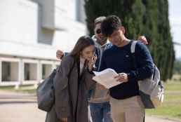 El Consejo Social de la UVa convoca 35 becas de investigación para el curso 2025-2026