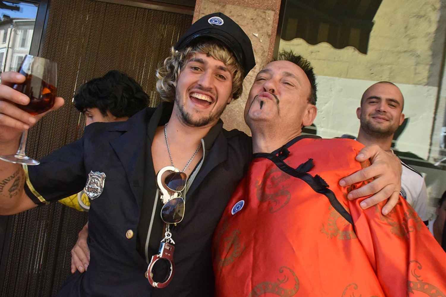 Ágreda en fiestas de San Miguel: comida popular y concurso de disfraces