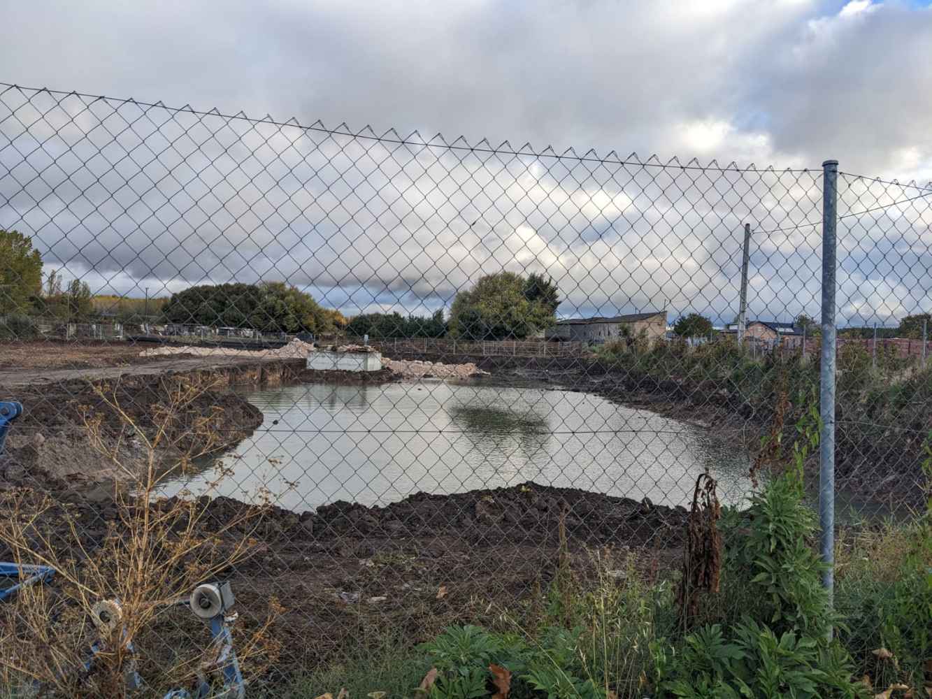 Filtraciones de agua en solar de futuro centro de salud de El Burgo de Osma