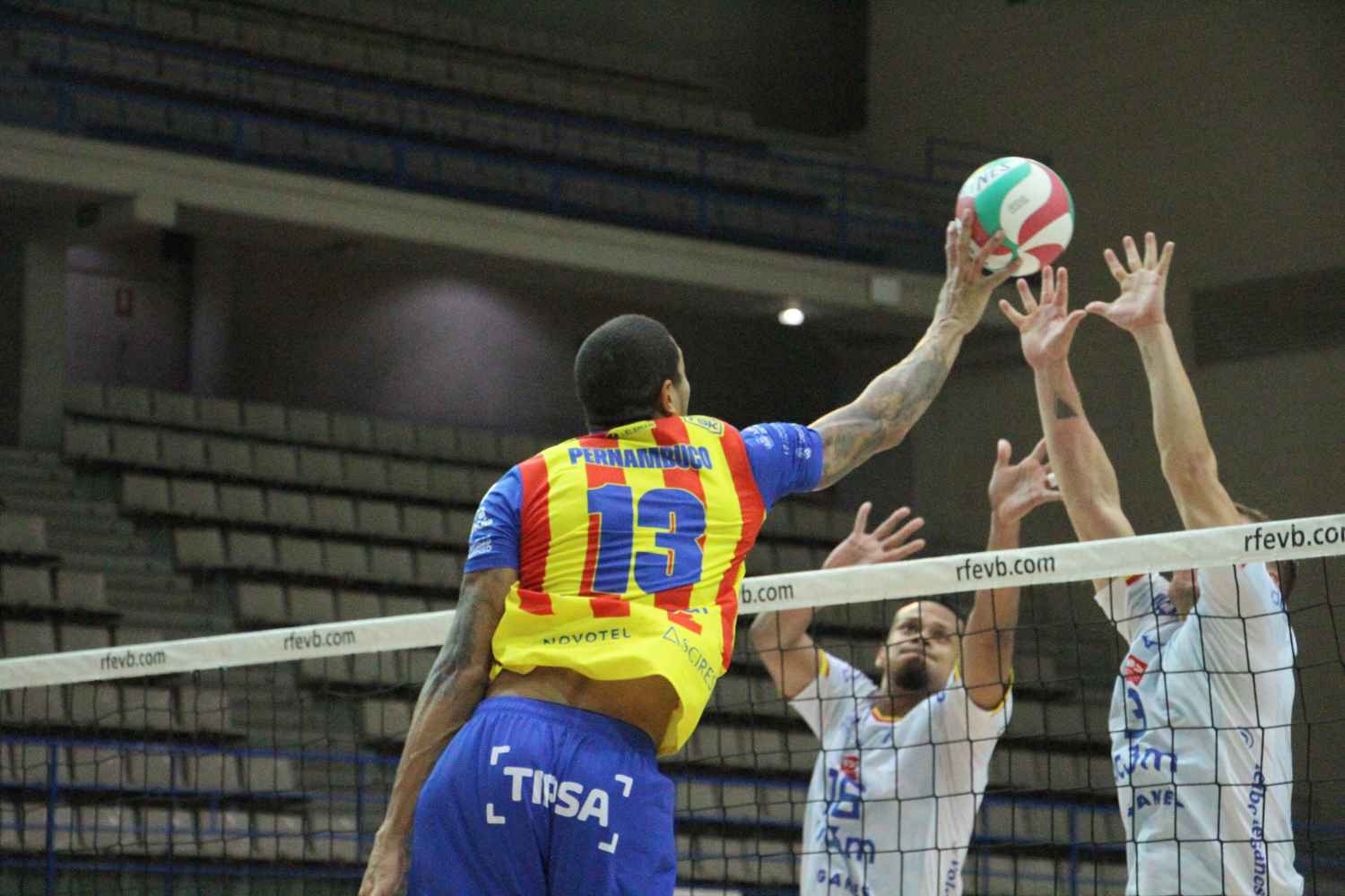 Los celestes abren Superliga con victoria frente a Unicaja Costa de Almería