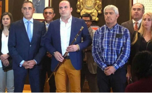 El ex-alcalde burgense Cobo, absuelto de acusación de falsificación de documento en pacto