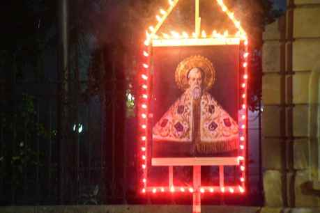 Quema de traca en honor a San Saturio, en Soria