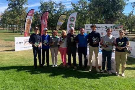 Miguel López y Alicia Lecanda, ganadores del Trofeo San Saturio