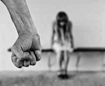 La Junta destina un millón a 61 proyectos para luchar contra violencia machista