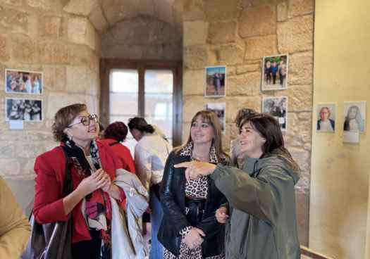 Diputación celebra Día Internacional de la Mujer Rural con la exposición “Reveladas: mujeres en el foco”