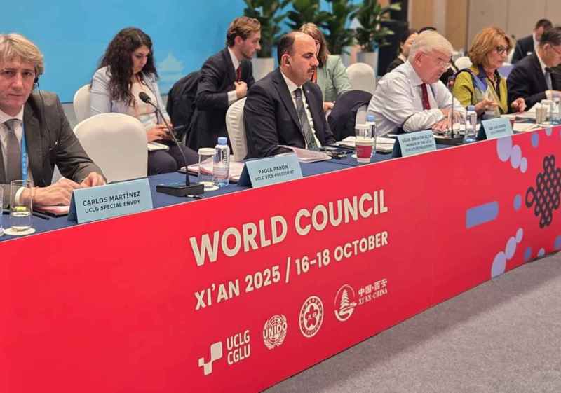 Martínez defiende en China que gobiernos locales deben tener voz en foros internacionales