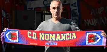 El nuevo entrenador del Numancia resalta que hay plantilla para sacar el proyecto 