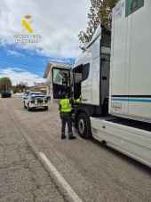 Camionero investigado por septuplicar tasa de alcoholemia al volante en A-2