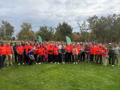 El IX Torneo Benéfico AECC reúne a 66 jugadores en el Club de Golf Soria