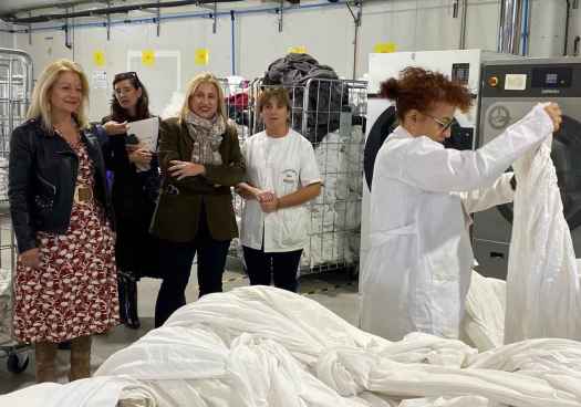 La Junta apoya modernización de Lavandería del Razón La Junta apoya modernización de Lavandería del Razón