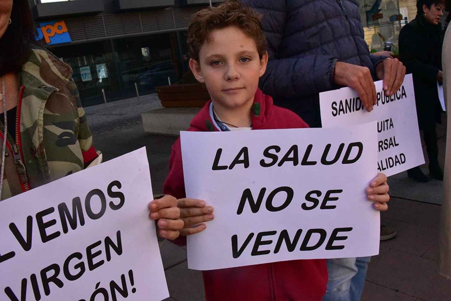 Concentración en Soria por una sanidad "pública", "gratuita", "universal" y "de calidad"