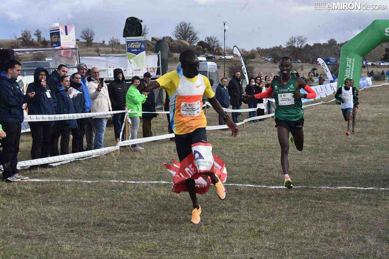 Amebaw vuela y Kipchumba rompe los pronósticos en Valonsadero