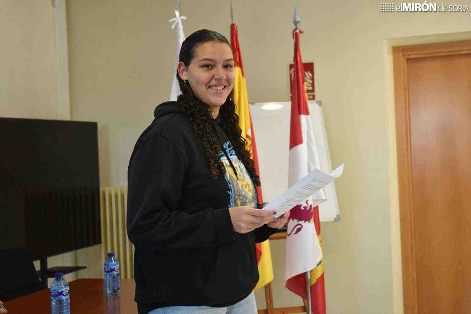 Hacienda enseña, en programa educativo, el valor de los impuestos a escolares sorianos