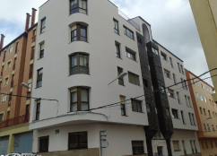 Tres heridos y catorce desalojados en explosión en edificio de Soria