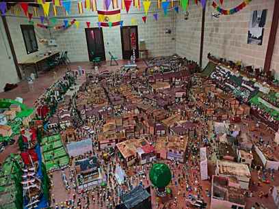 Zayas de Torre se enseña en una maqueta gigante