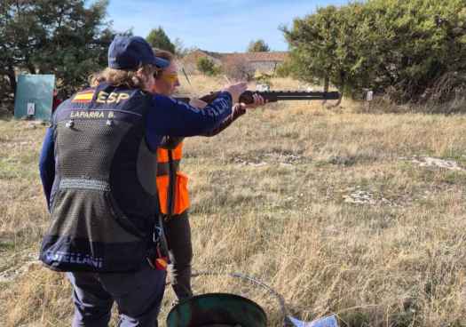 Jornadas Mujer y Deporte de la Escuela Española de Caza en Castillejo de Robledo